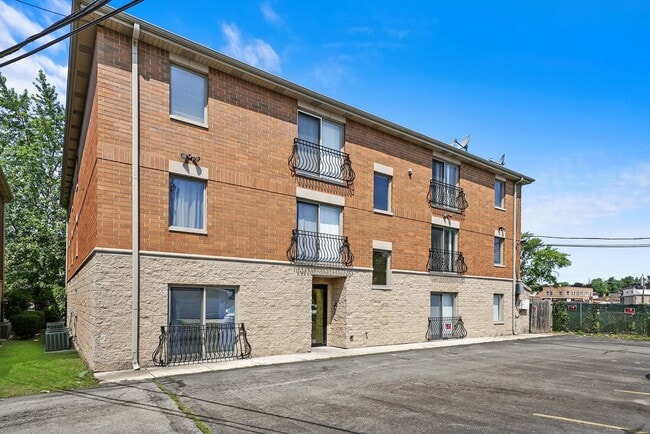 Photo - 3423 Ridgeland Ave Unit 201