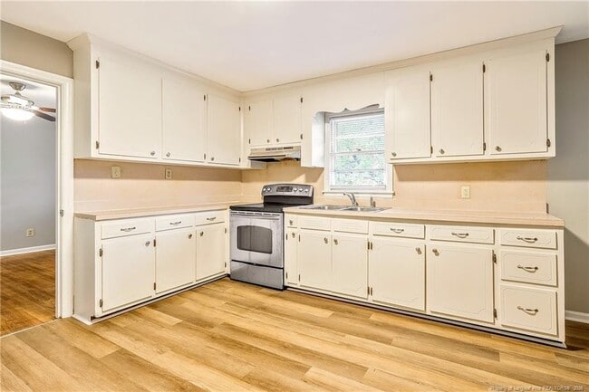 Photo - 3523 Rosehill Rd