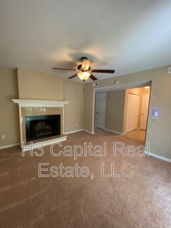 Photo - 112 Sunnyside St Unit B