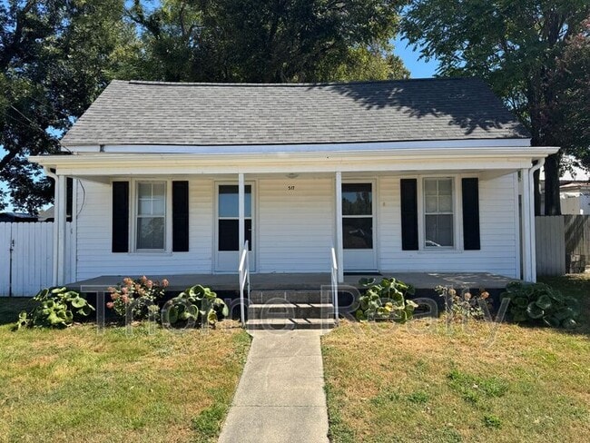 Building Photo - 517 Jones St S Rental