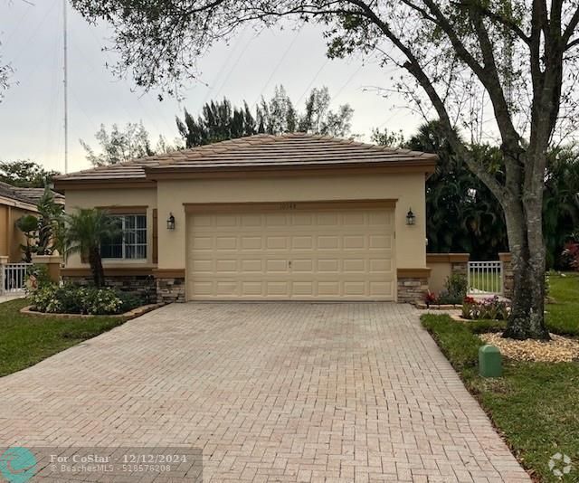 Building Photo - 10348 Olde Clydesdale Cir Rental