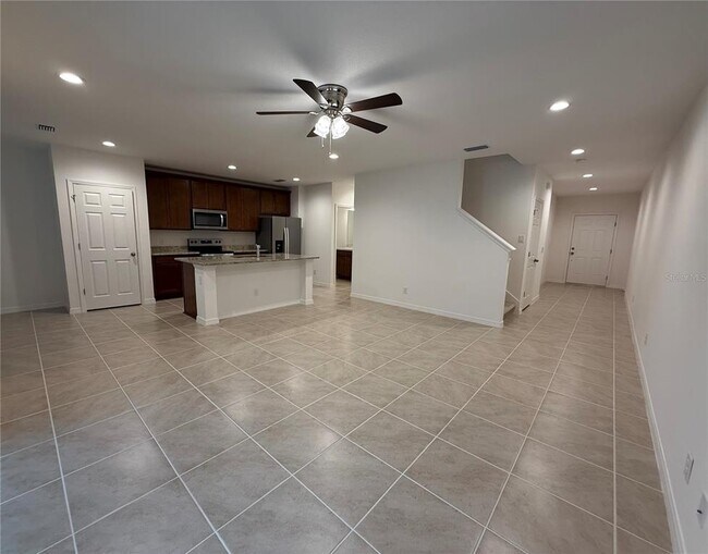 Photo - 215 Glass Onion Dr