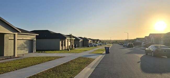 Photo - 452 Hennepin Lp