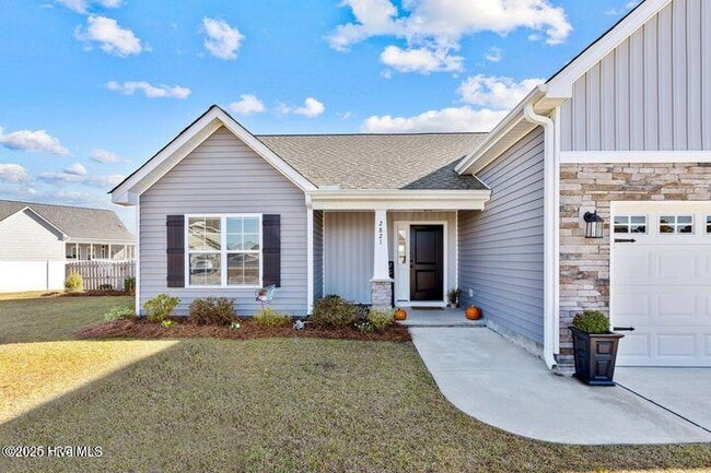 Photo - 2821 Connet St