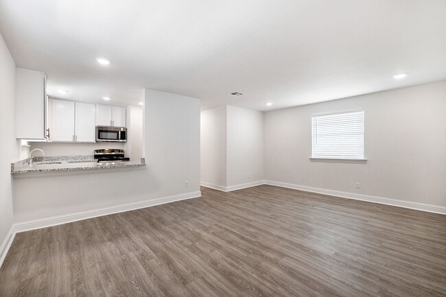 Photo - Artwalk Bucktown