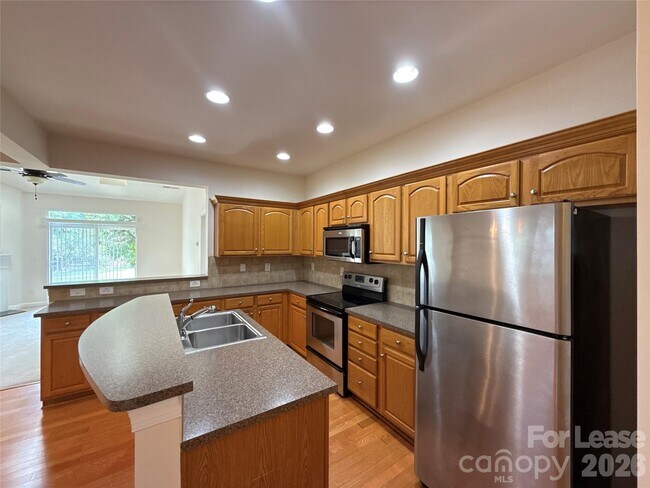 Photo - 11907 Red Rust Ln