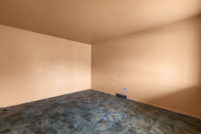 Photo - 2152 Erick Ave