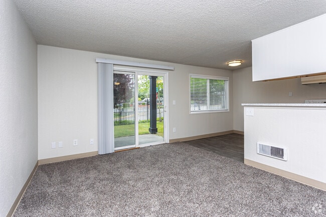 1BR, 1BA - 546SF