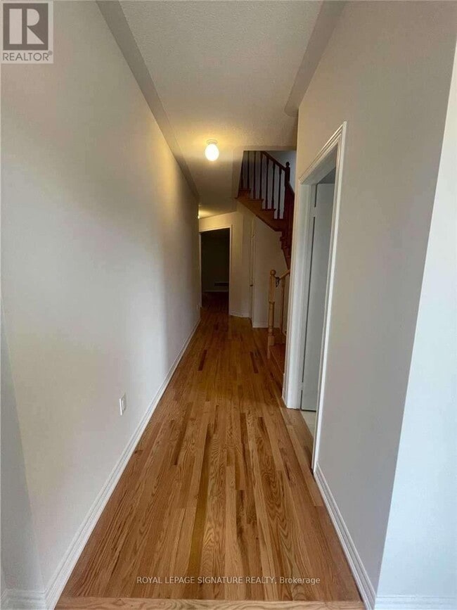 Photo - 404 Black Cherry Cres