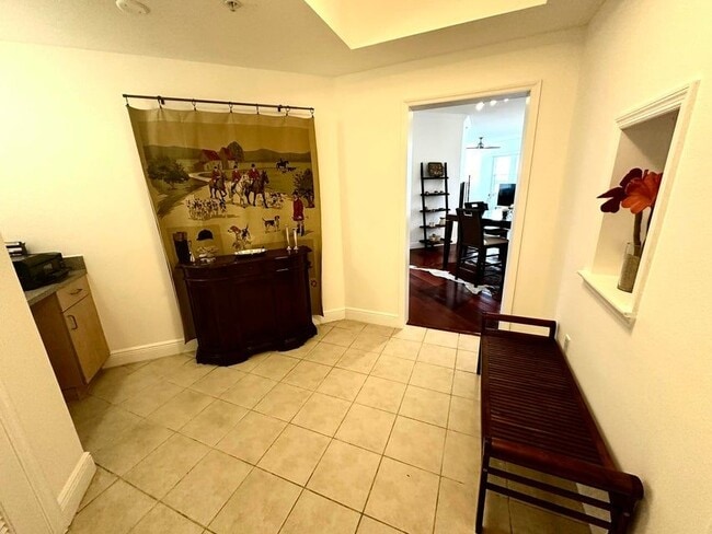 Photo - 533 NE 3rd Ave Unidad 527