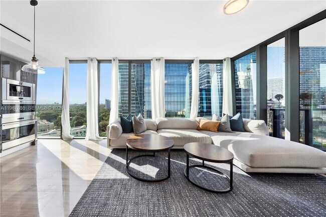 Building Photo - 1451 Brickell Ave Unit 1406
