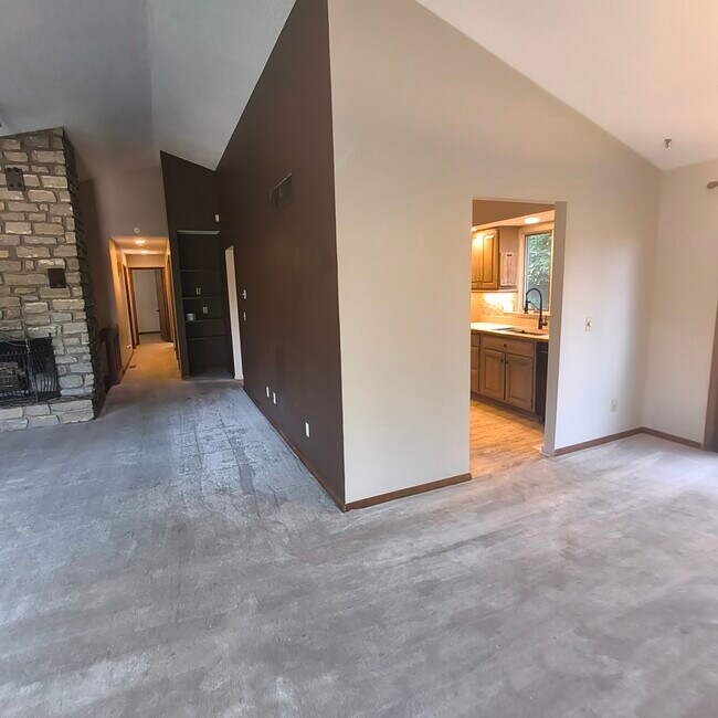 Photo - 910 Ranch Rd