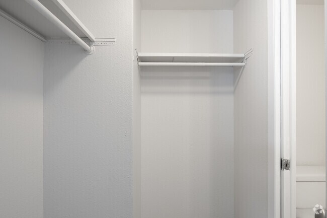 1BR, 1BA - 740SF - Highline Lofts