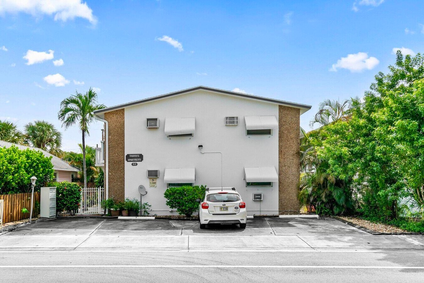 Photo - 310 N K St Condo Unit 1
