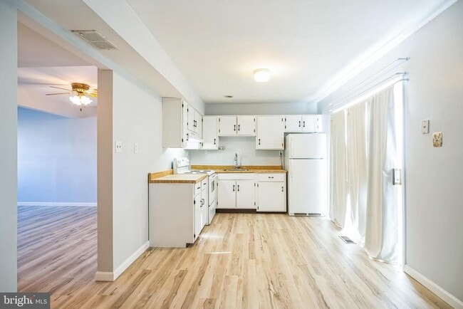 Photo - 29 Maureen Ct