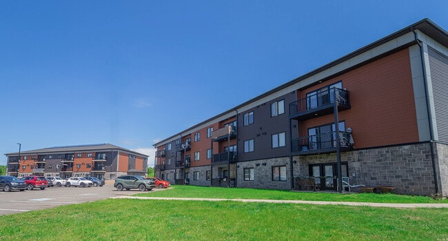 Building Photo - 42 Newcombe