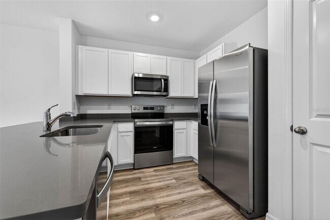 Photo - 31264 Paper Birch St