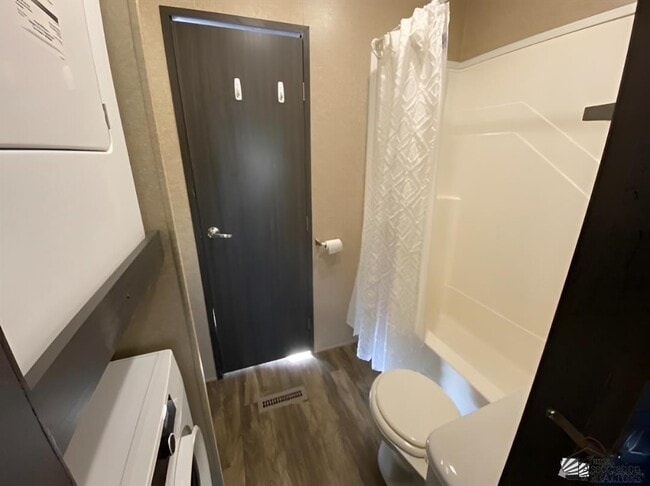 Photo - 9566 E 33rd Pl