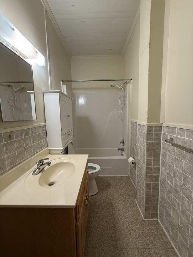 Photo - 211 Wilkerson St