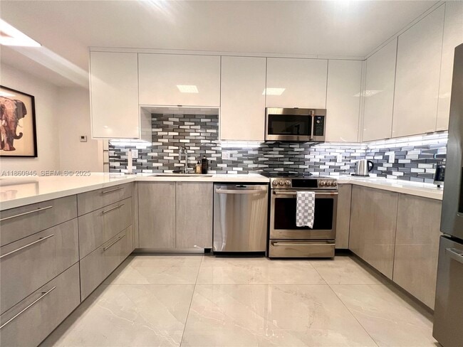 Building Photo - 100 Bayview Dr Unit 1524