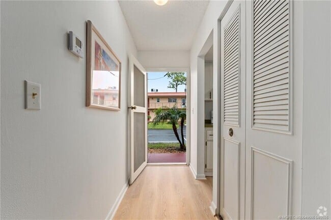 Building Photo - 1931 SW Palm City Rd Unit 16D Rental