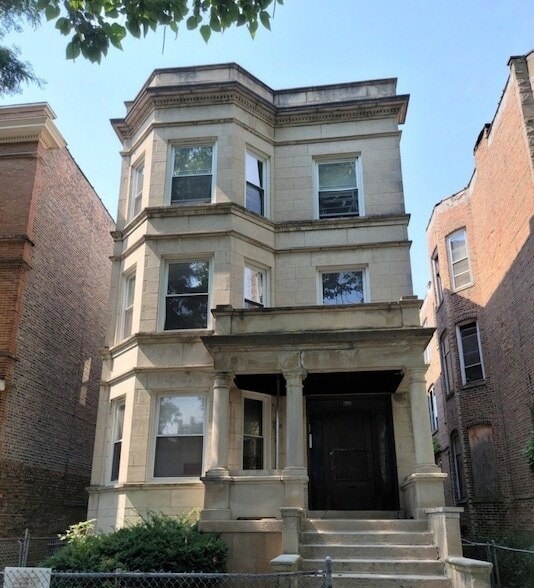 Photo - 6432 S Peoria St