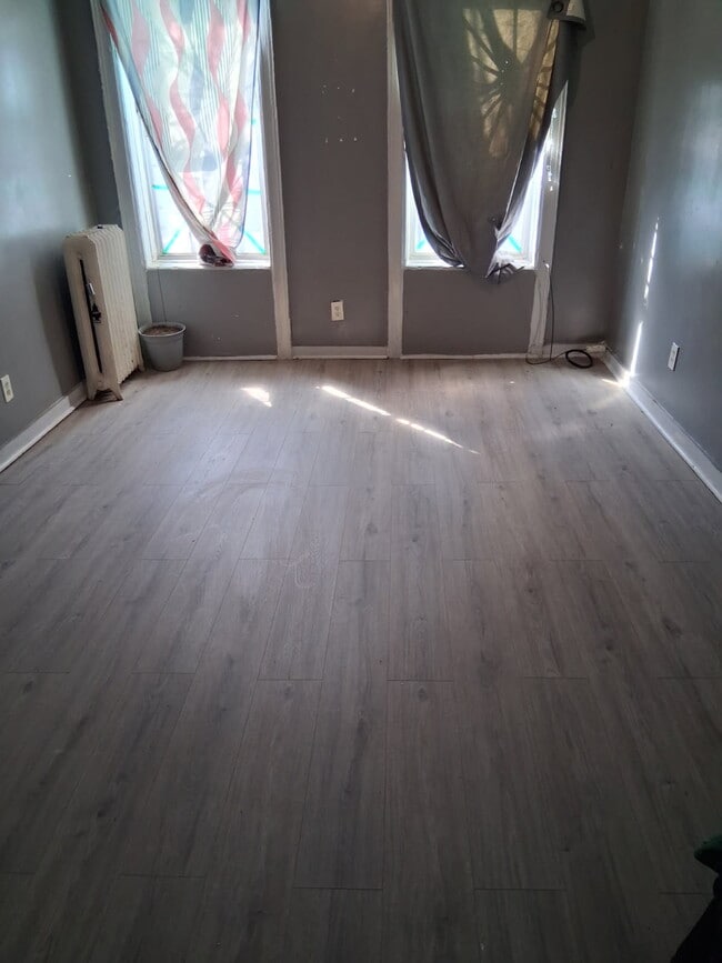 Building Photo - 696 Georgia Ave Unit 2