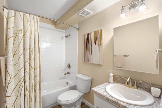 Bathroom with Tub