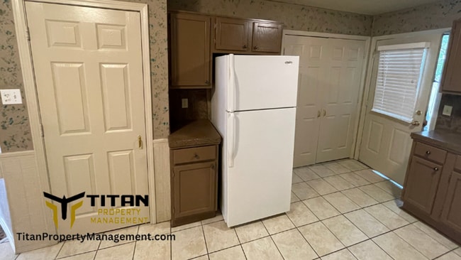 Photo - 2 Bed/2 Bath Apartment Unit 2010 Watts Rd. Apt D