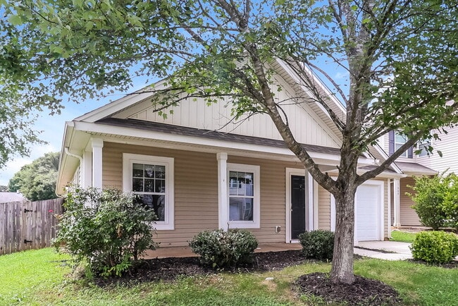 Photo - 1005 Joselynn Drive