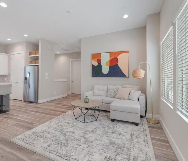 Photo - Luxury New Construction Home for Lease – Easter Jensen Area, North Houston