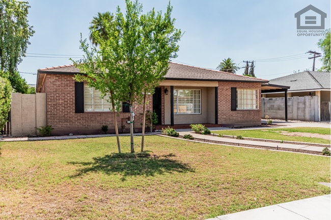 Photo - 2807 N 8th Ave