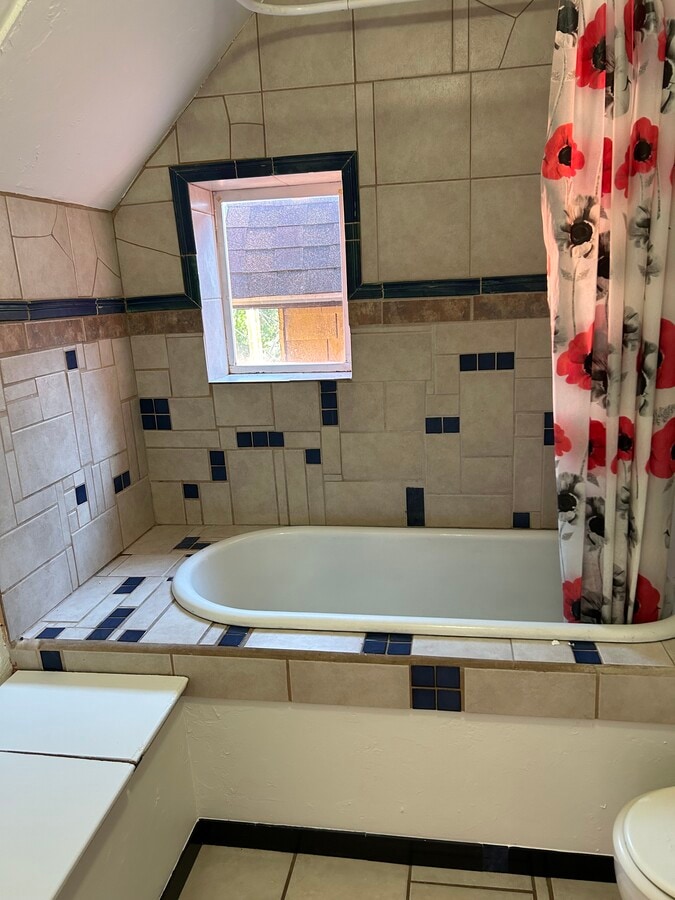 Photo - 219 Midway Avenue Unit 219 Midway Ave. Apt. B