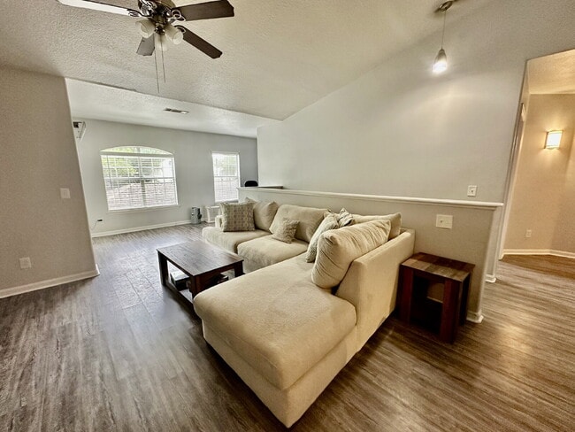 Photo - Two Bedroom Unfurnished Condo in Plantation Point! Unit 603