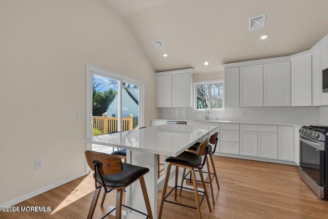 Photo - 34 Chadwick Ave Casa