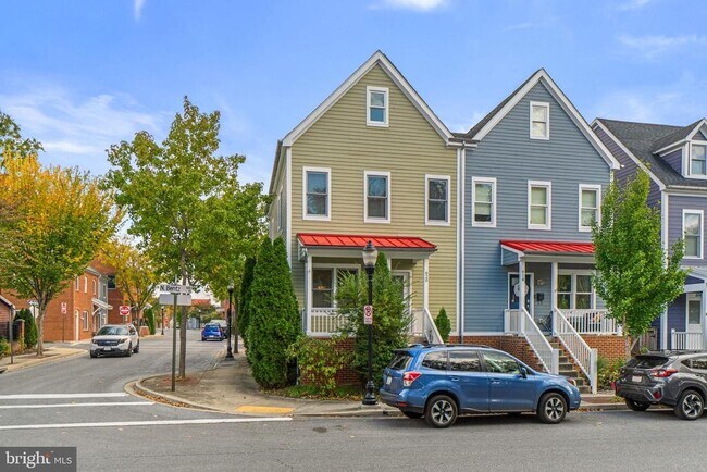 Photo - 620 N Bentz St