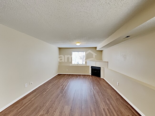 Photo - 5060 E 118th Ave