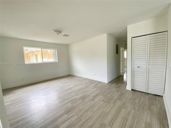 Photo - 2840 NW 8th St