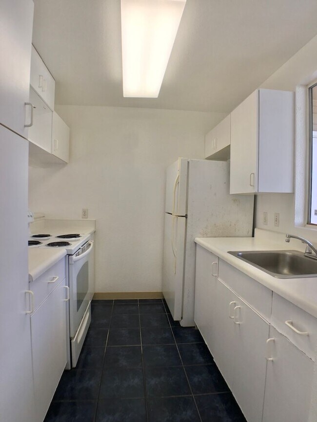 Photo - 2 Bed/2 Bath Ground Floor Halelani Village Unit for Rent