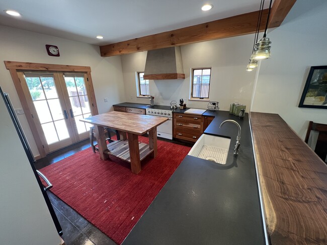 Photo - 1286 Dream Dr