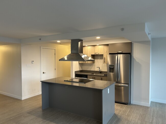 Photo - 5633-5633 Fenwick St Unit 308