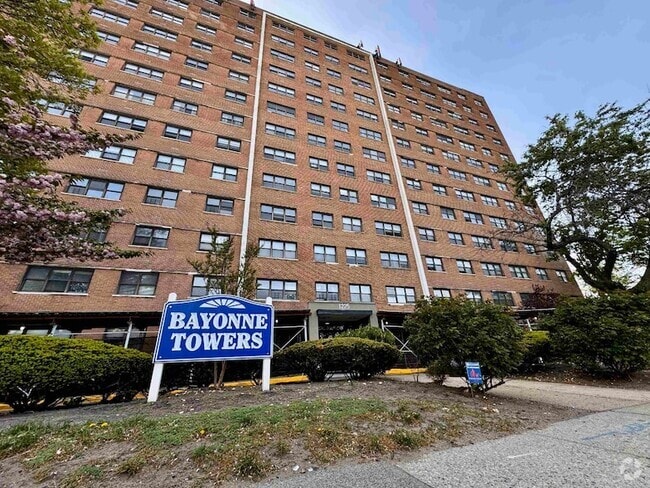 Building Photo - 1225 John F. Kennedy Blvd Rental