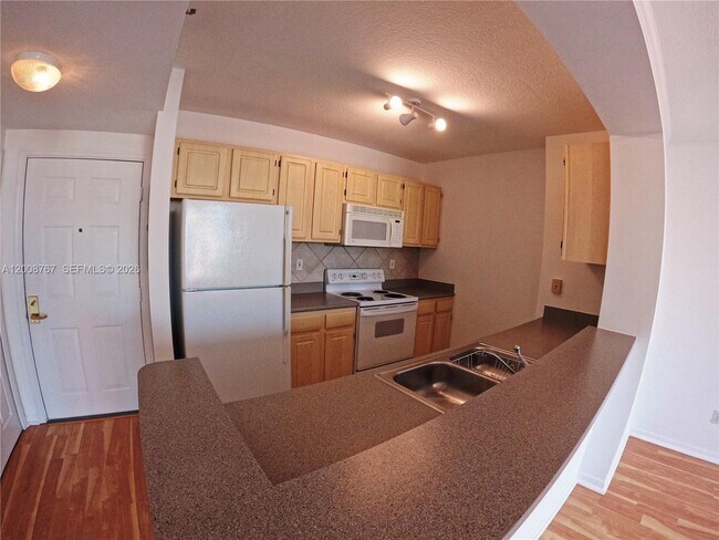 Photo - 2665 SW 37th Ave Unit 710