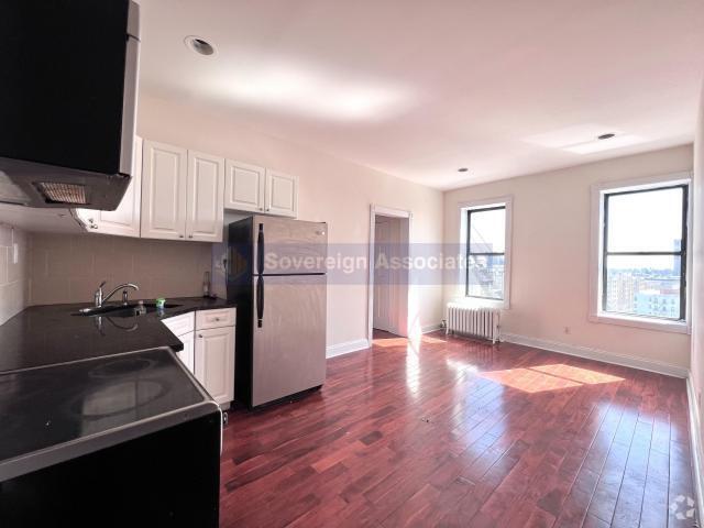 Building Photo - 1 bedroom in New York NY 10033 Unit 44 Rental