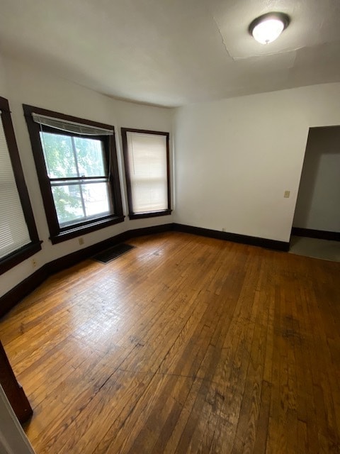 Living Room View - 554 W Doty St Unit #1