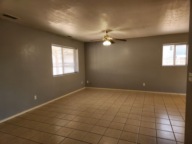 Photo - Amazing 2 bed / 1 bath House Available Now