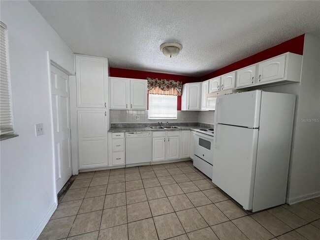 Photo - 8922 El Portal Dr