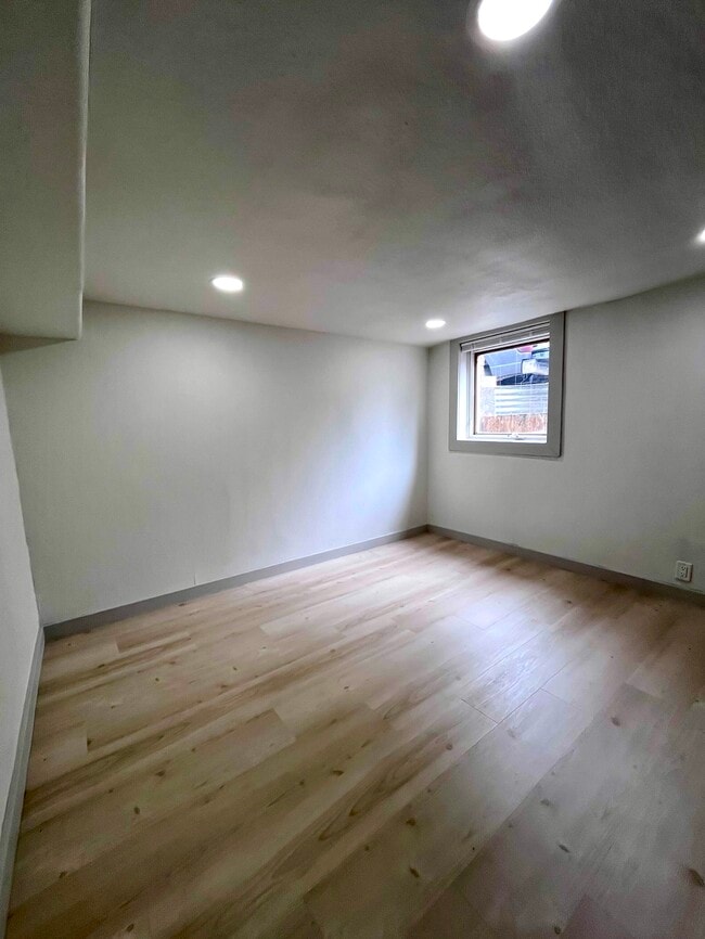 Egress window - 3909 Hayes Ave Unit B