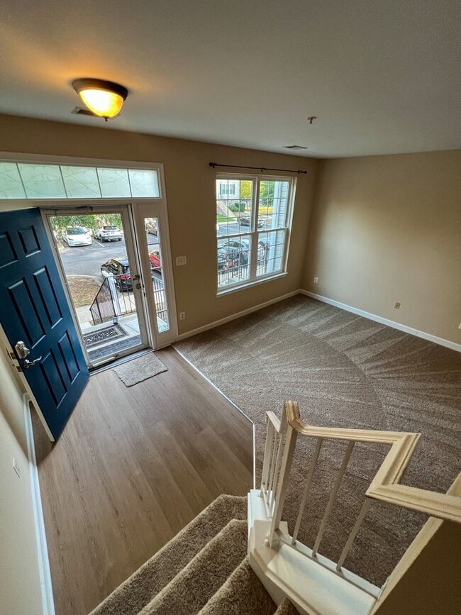 8646 Willow Leaf Ln
