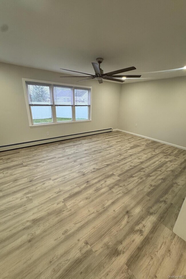 Photo - 1 Beachwood Dr